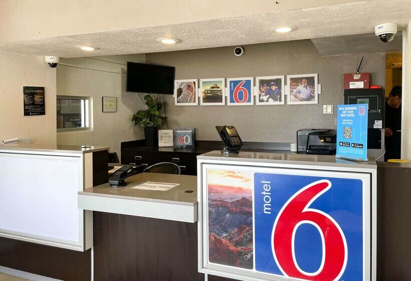 فندق على الطريق Park Inn By Radisson, Cheyenne