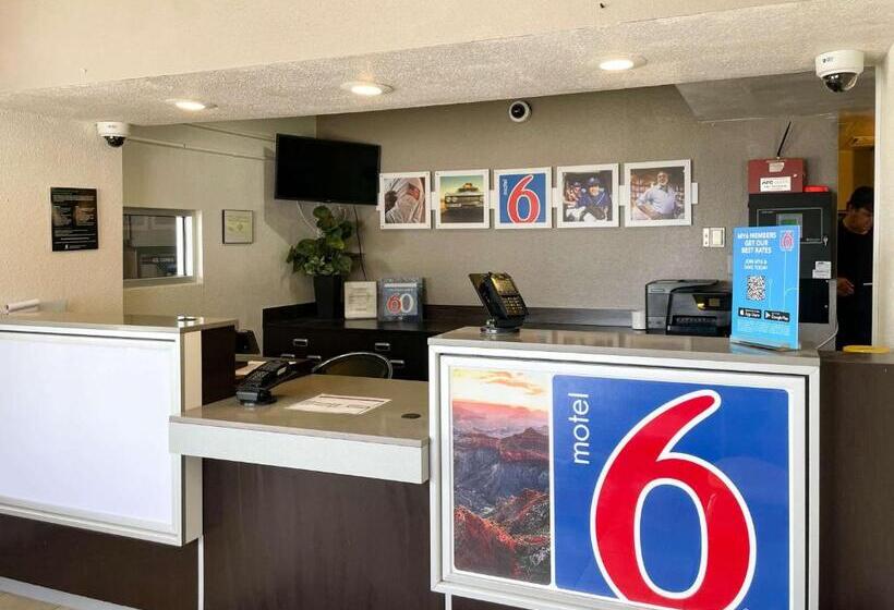 فندق على الطريق Park Inn By Radisson, Cheyenne