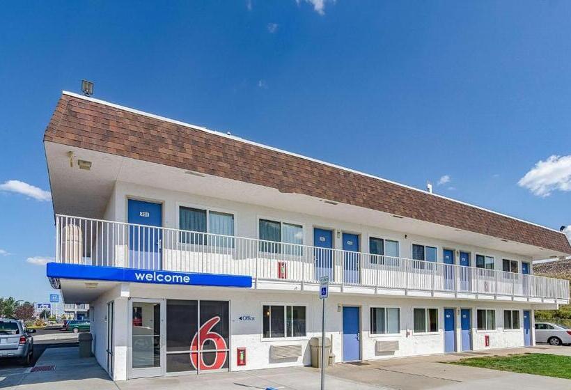 فندق على الطريق Park Inn By Radisson, Cheyenne