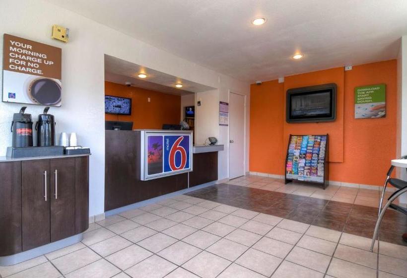 Motel 6 Los Angeles  Baldwin Park