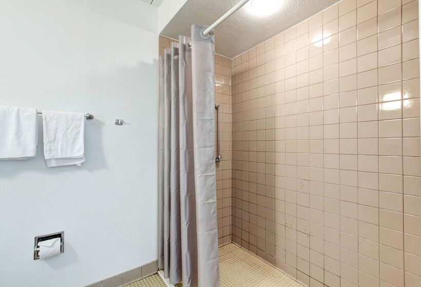 Motel 6 Portland, Me