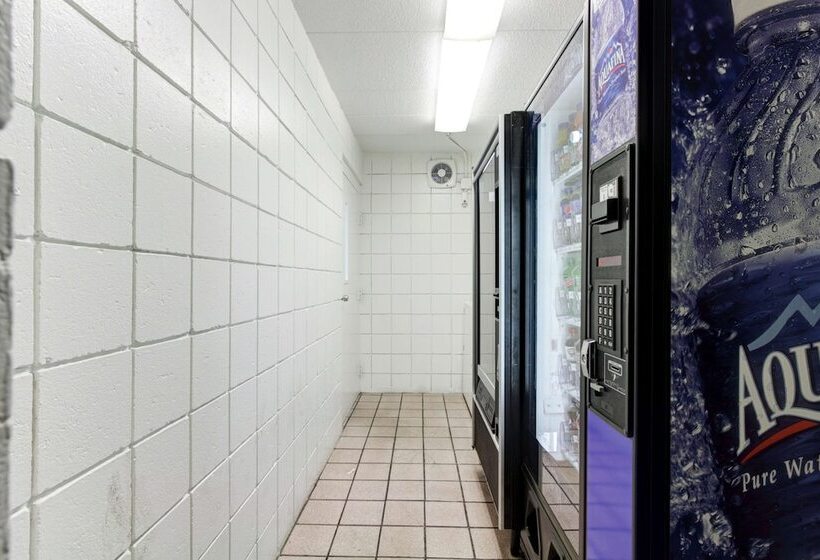 Motel 6 Portland, Me