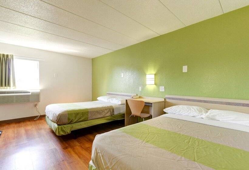 Motel 6 Portland, Me