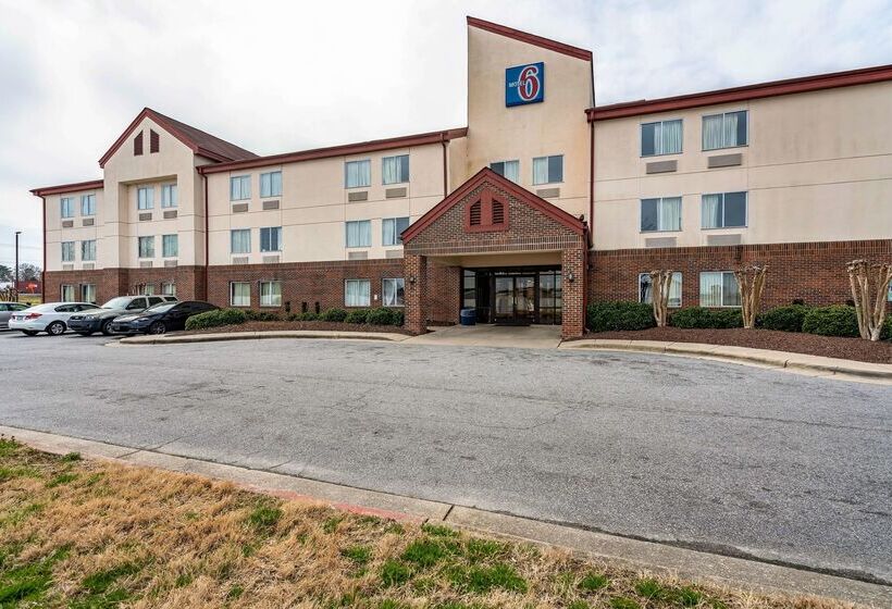Motel 6 Rocky Mount, Nc