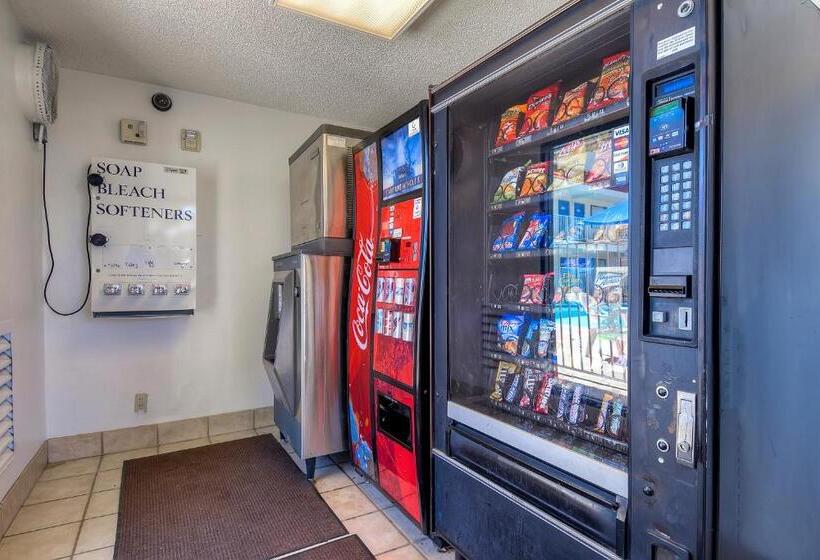 Motel 6carlsbad, Ca  East Near Legoland