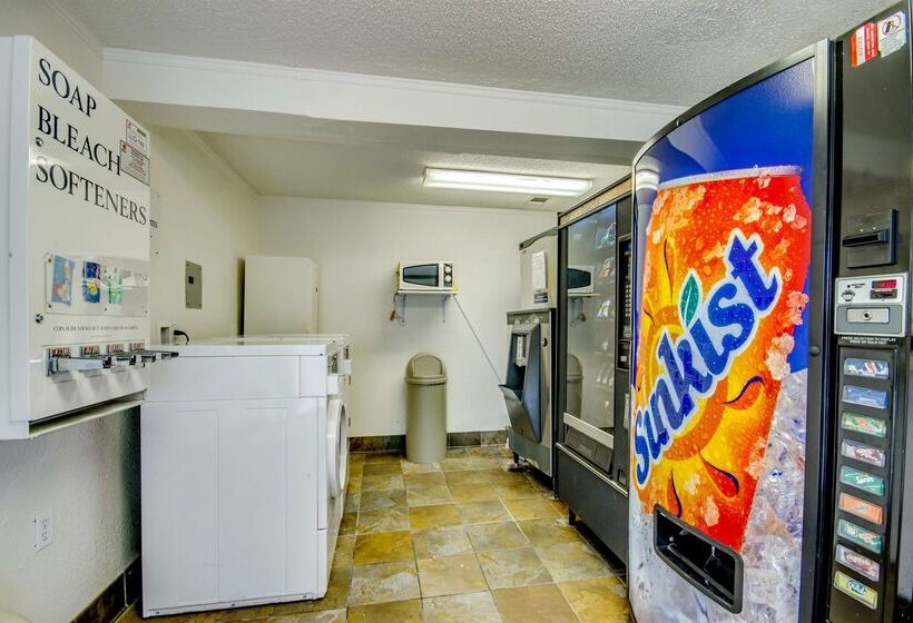 Motel 6 Saint Joseph, Mo