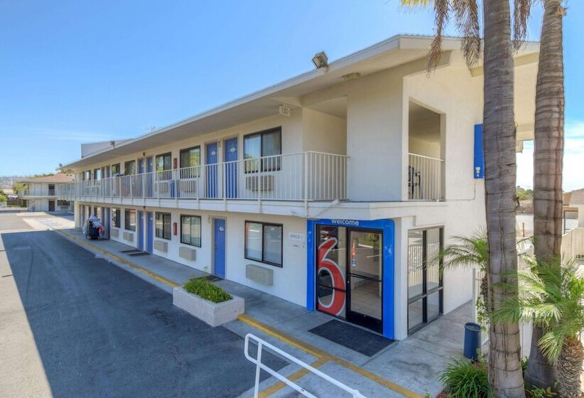 Motel 6san Ysidro, Ca  San Diego  Border