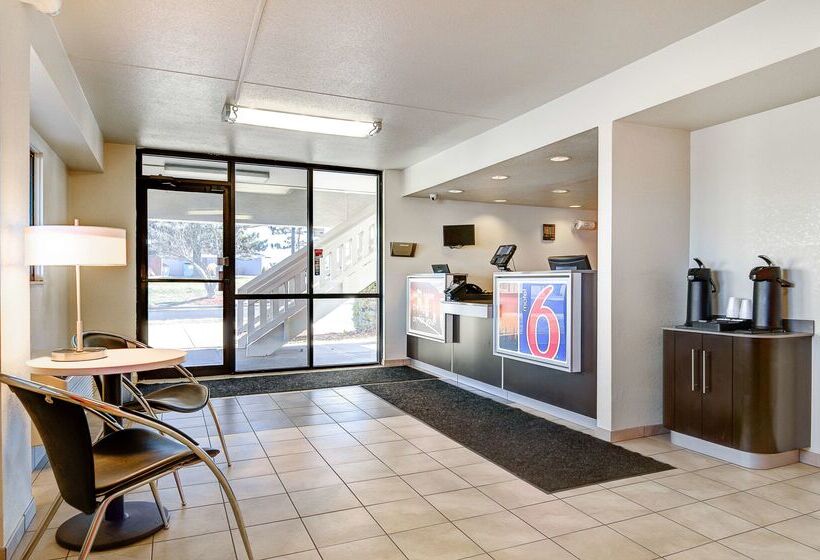 Motel 6springfield, Mo  North