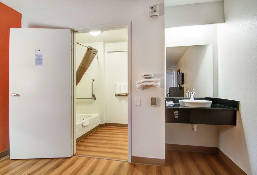 Motel 6springfield, Mo  North