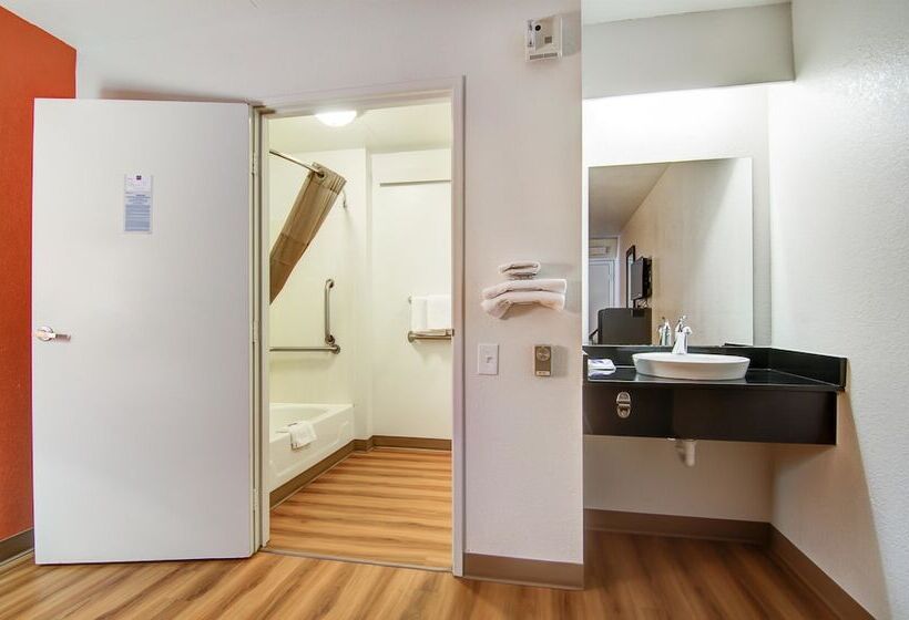 Motel 6springfield, Mo  North