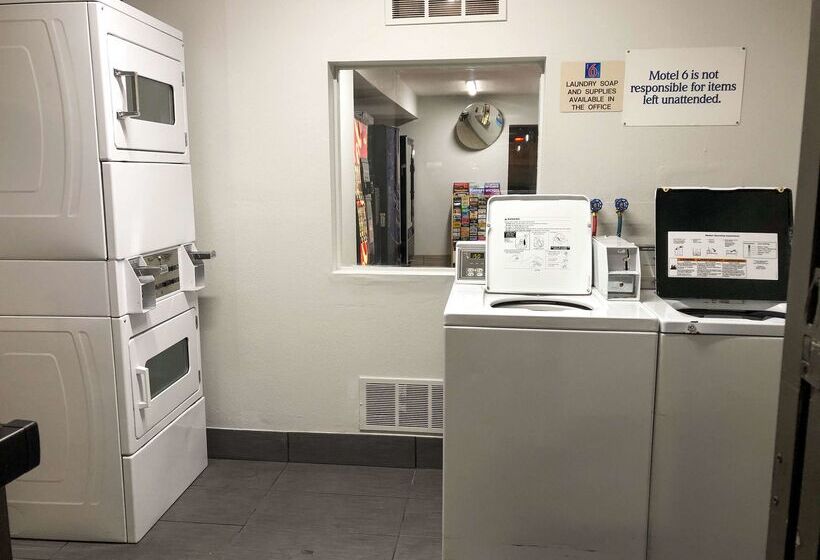 Motel 6wichita, Ks Airport