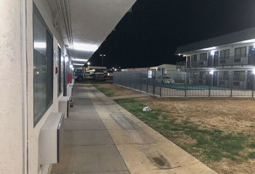 Motel 6wichita, Ks Airport