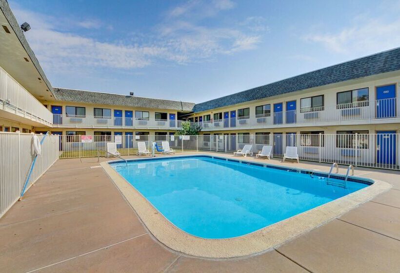 Motel 6wichita, Ks Airport