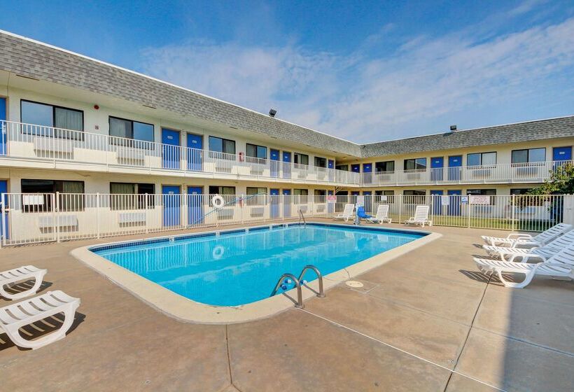 Motel 6wichita, Ks Airport