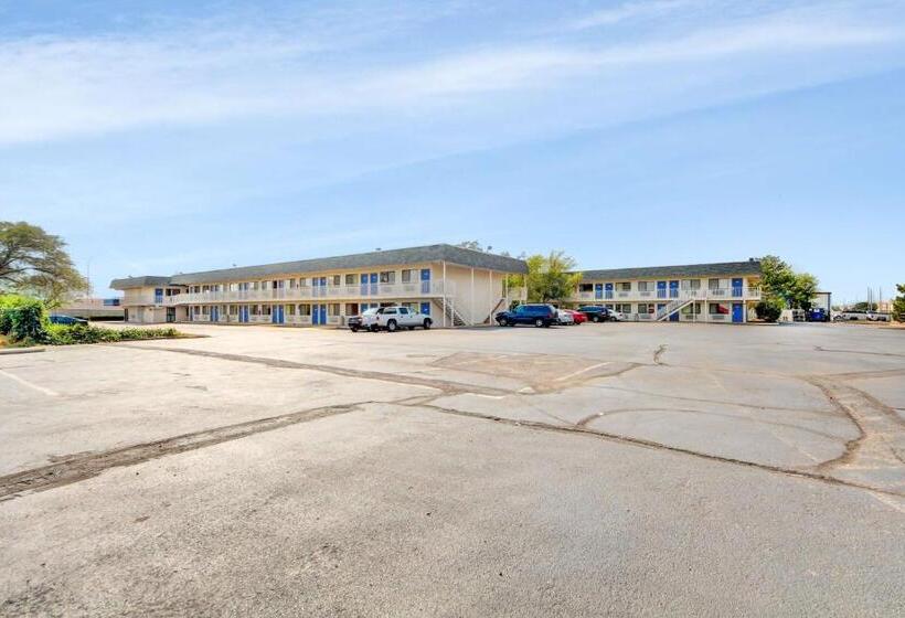 Motel 6wichita, Ks Airport