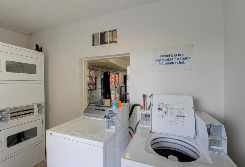 Motel 6wichita, Ks Airport