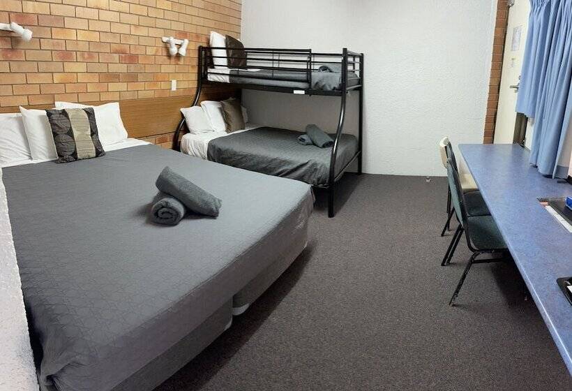 Abajaz Motel Centrally Located Shaded Parking