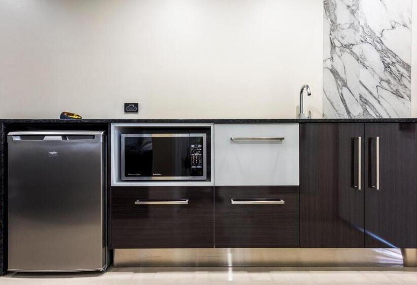 فندق على الطريق Abbey Motor Inn