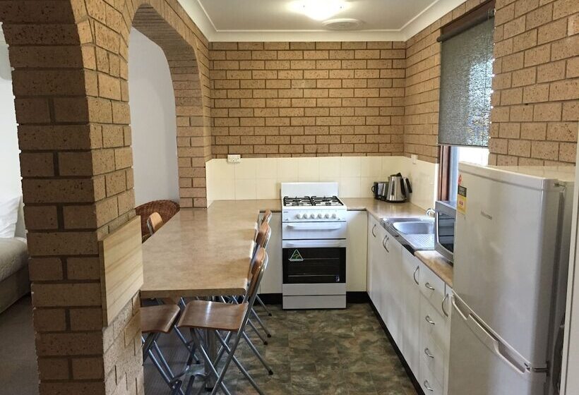 مُتل Albury Allawa Motor Inn