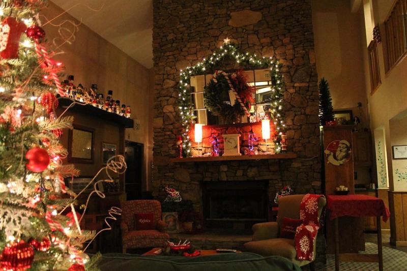 فندق على الطريق Americourt