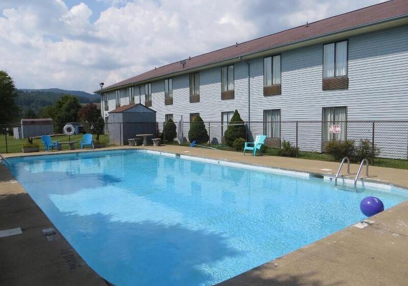 فندق على الطريق Americourt