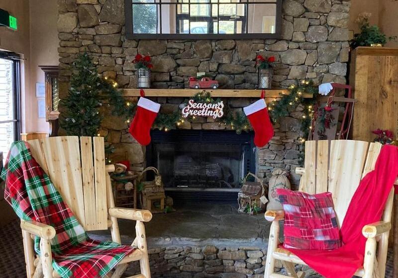 فندق على الطريق Americourt