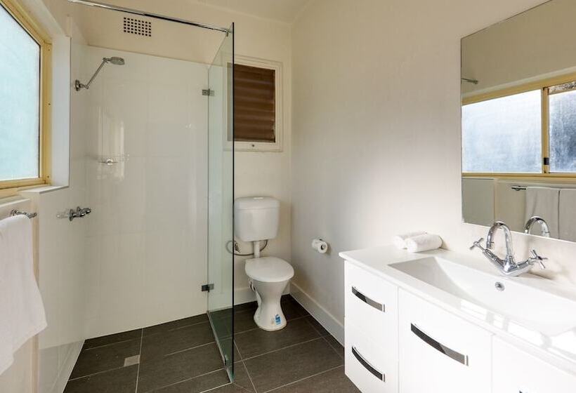 مُتل Cowra Motor Inn