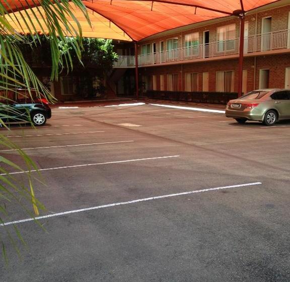 מוטל Francis Phillip Motor Inn And The Lodge