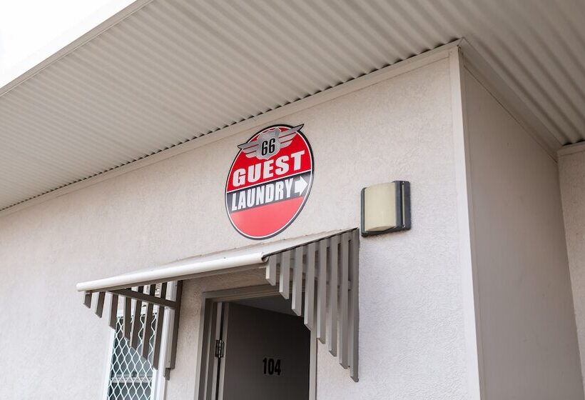 مُتل Route 66 Motor Inn