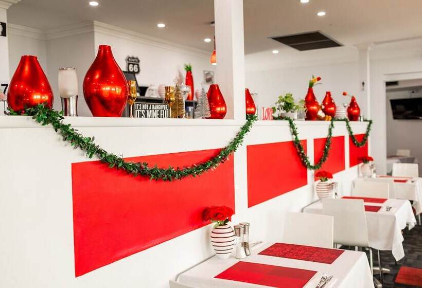 مُتل Route 66 Motor Inn