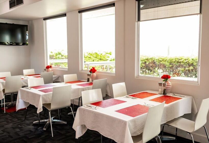 مُتل Route 66 Motor Inn