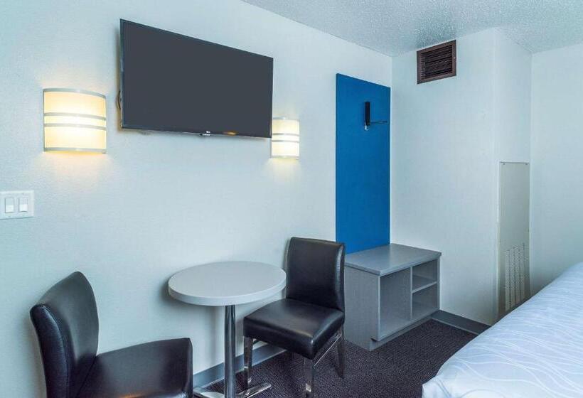 Мотель Studio Z, Ascend Hotel Collection