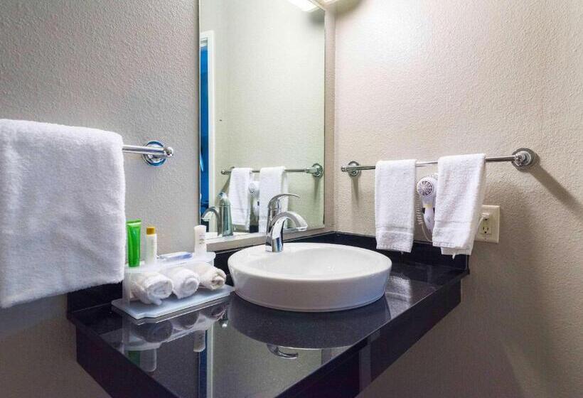 فندق على الطريق Studio Z, Ascend Hotel Collection