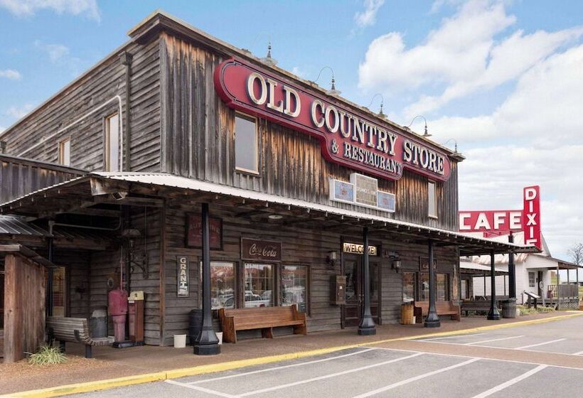 فندق على الطريق Super 8 By Wyndham Jackson