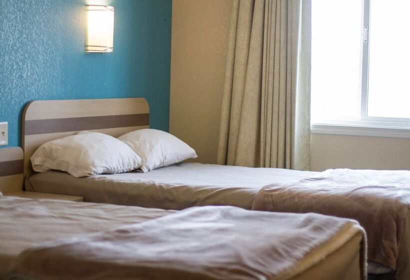 فندق على الطريق The Wilshire Inn