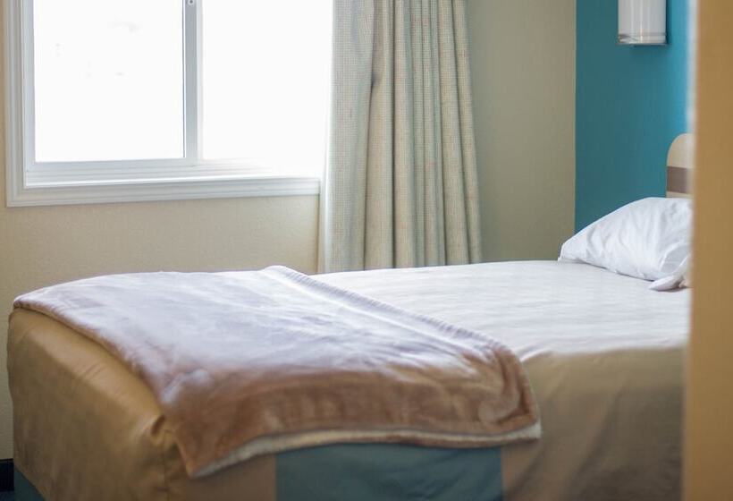 فندق على الطريق The Wilshire Inn