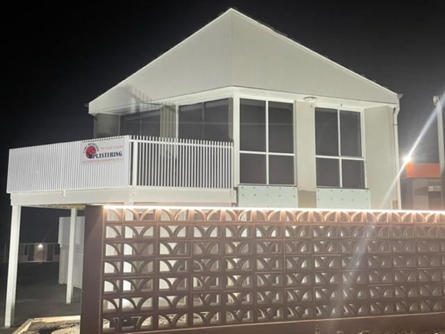 Surf Beach Motel Newcastle