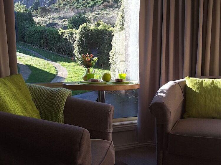 On The Terrace Stanley