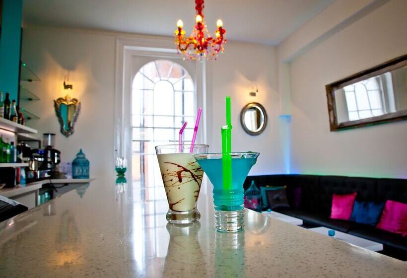 פנסיון Acqua Beach