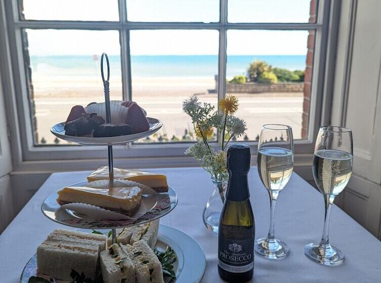 פנסיון Acqua Beach