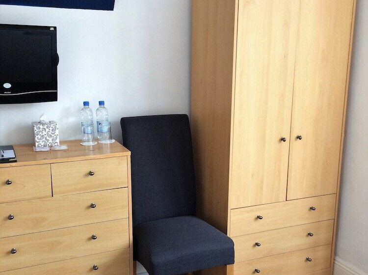 پانسیون Carrington Guest House