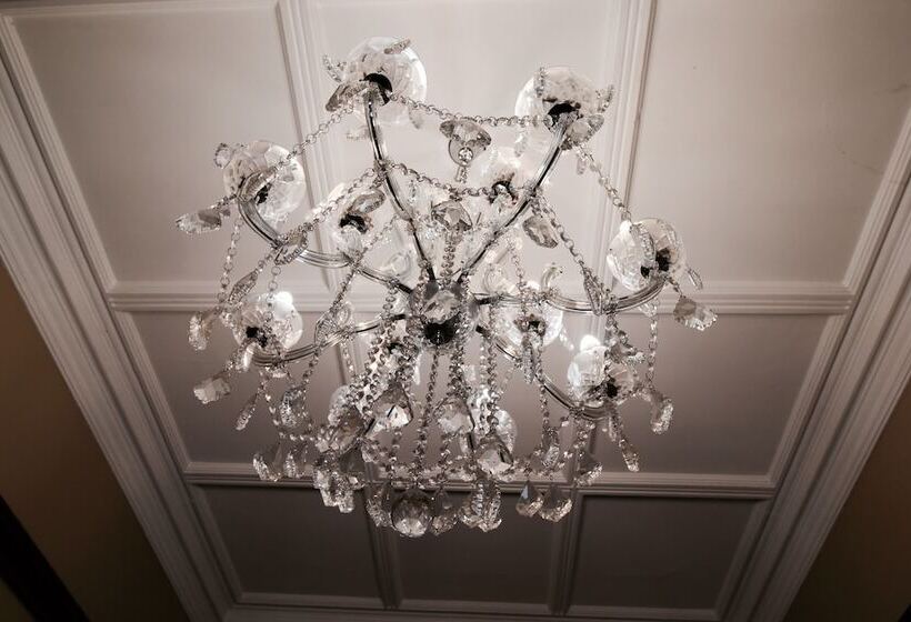 پانسیون The Manse