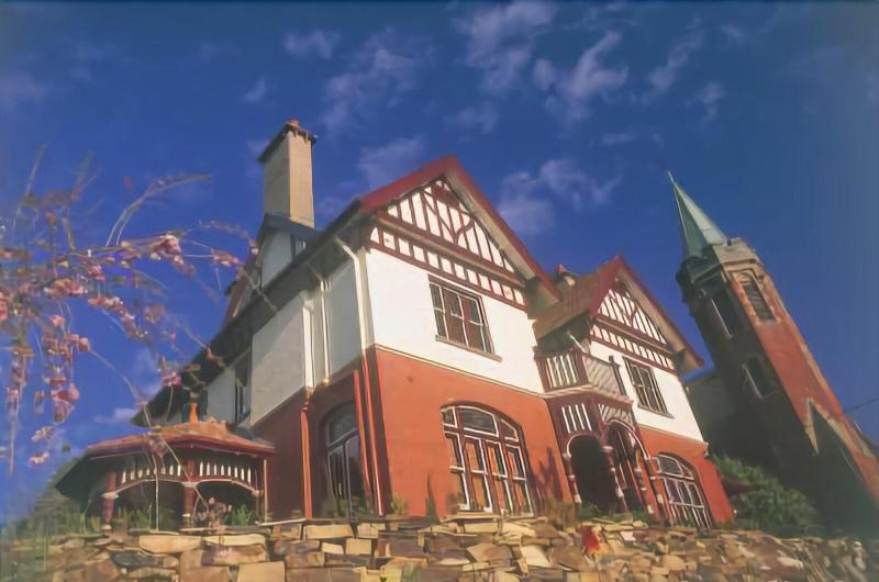 פנסיון The Manse