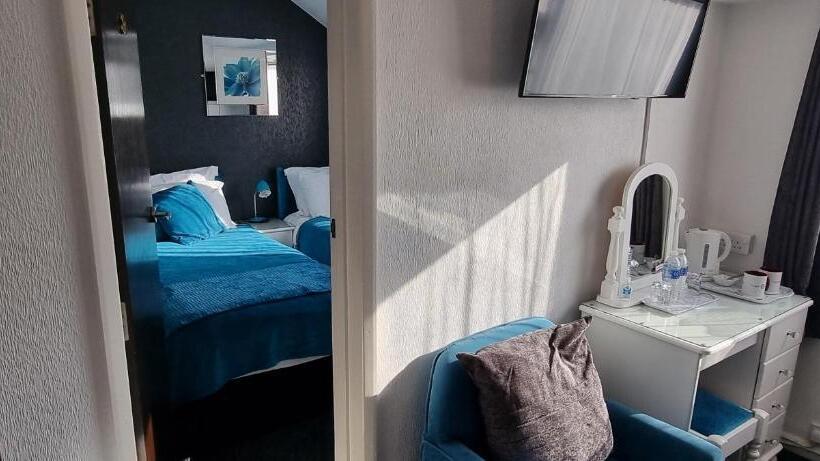 Пансион Toulson Court