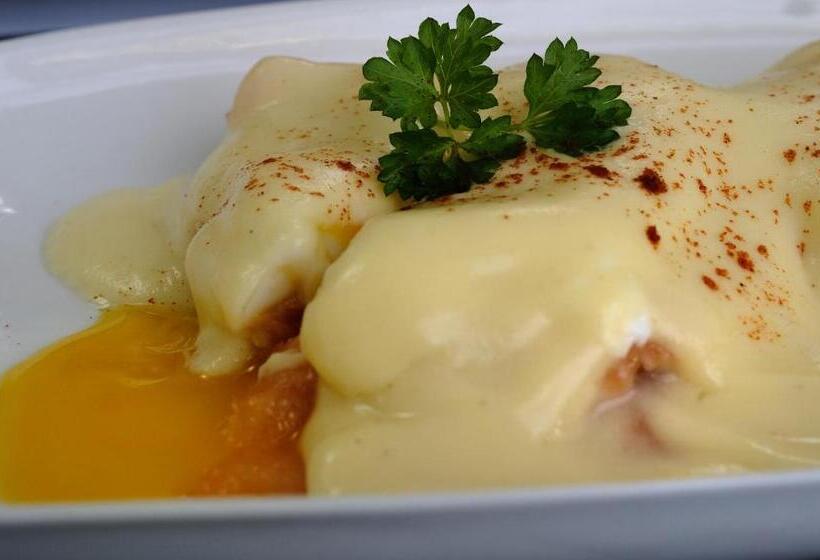 Пансион Toulson Court