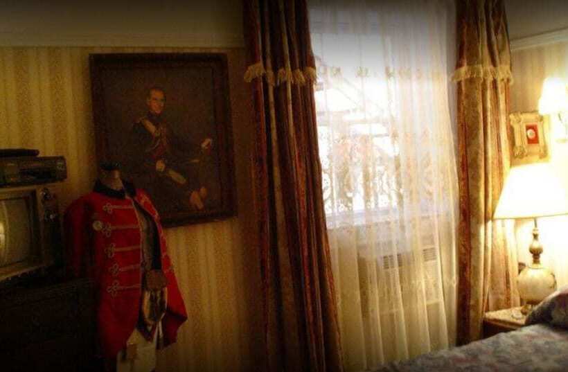 Pimblett S Downtown Toronto B&b