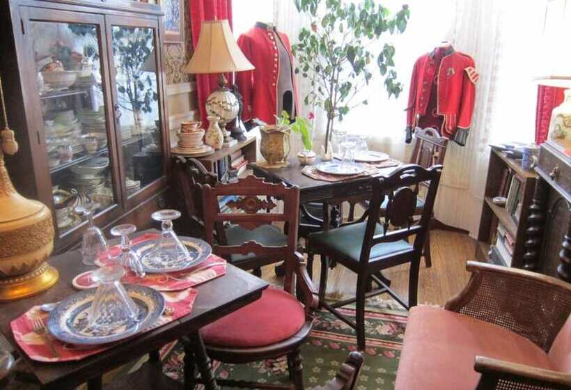 Pimblett S Downtown Toronto B&b