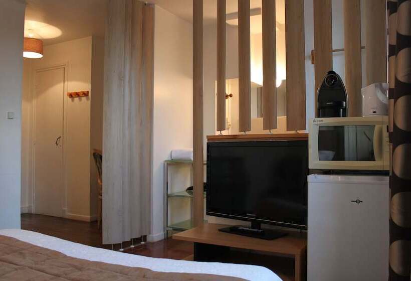 Residence Et Chambres D Hotes De La Porte D Arras