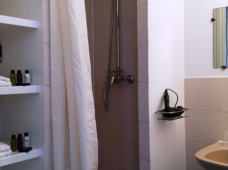 Residence Et Chambres D Hotes De La Porte D Arras