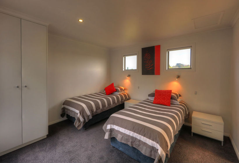 Rosebank Cottage Collection